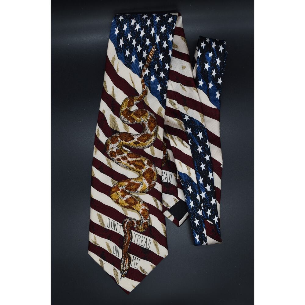 Tango by Max Raab Gadsen Don't Tread on Me Snake 100% Silk Tie